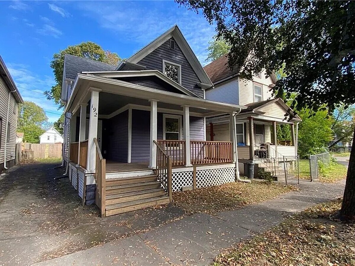 Photo - 192 Melville St