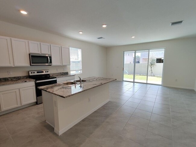 Photo - 1599 Hubbell Rd