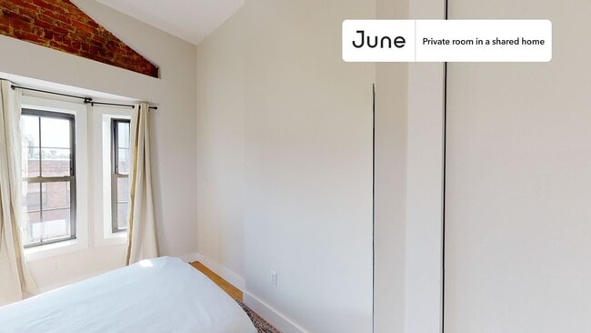 Photo - Room in Shared 5 bed/2 bath home Unit C