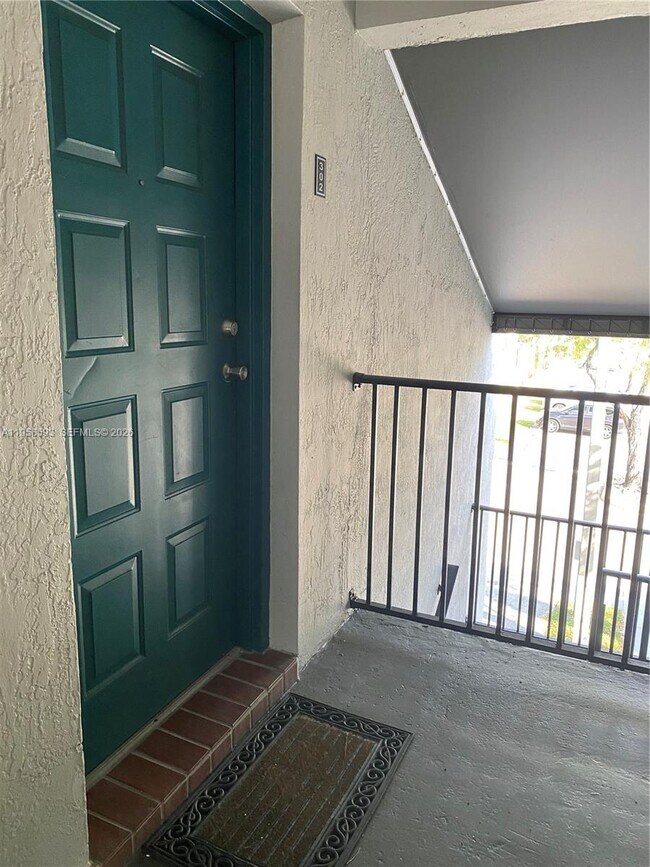 Photo - 7175 NW 179th St Unit 302