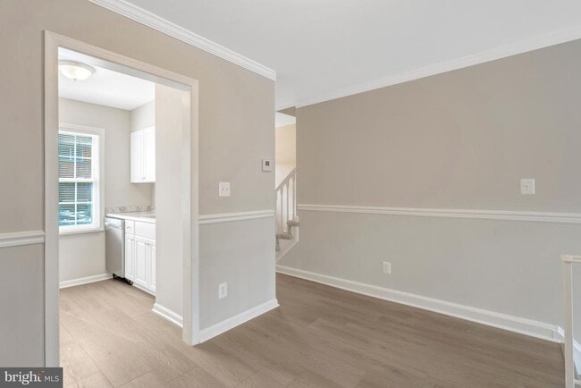 Photo - 8326 Darlington St