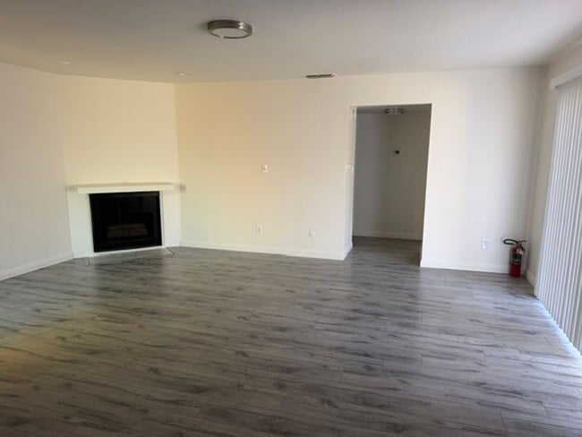 Photo - 5301 Bellflower Way Unit 5303