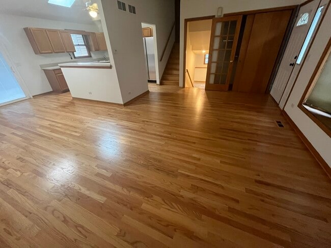 3S572 Haylett Ave