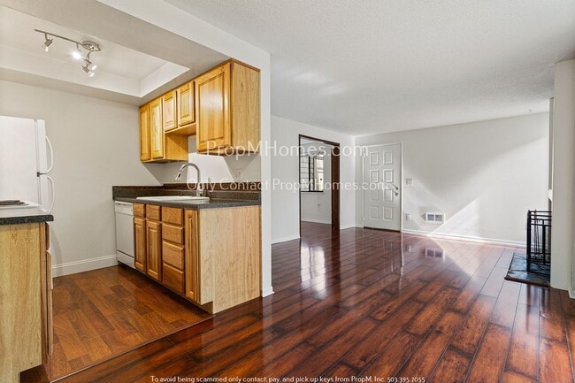 Photo - One Bedroom Condo In Mt. Park with Mt Park Rec Center Access!