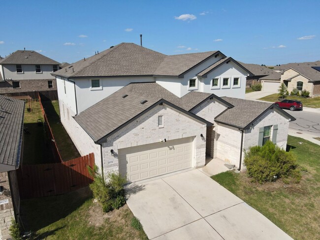 Building Photo - 16716 Casa Anna Dr.