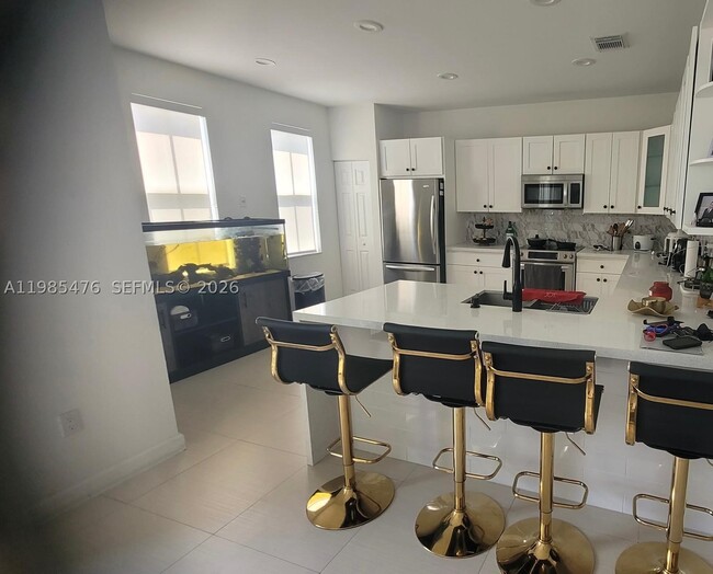 Photo - 7414 NW 107th Pl