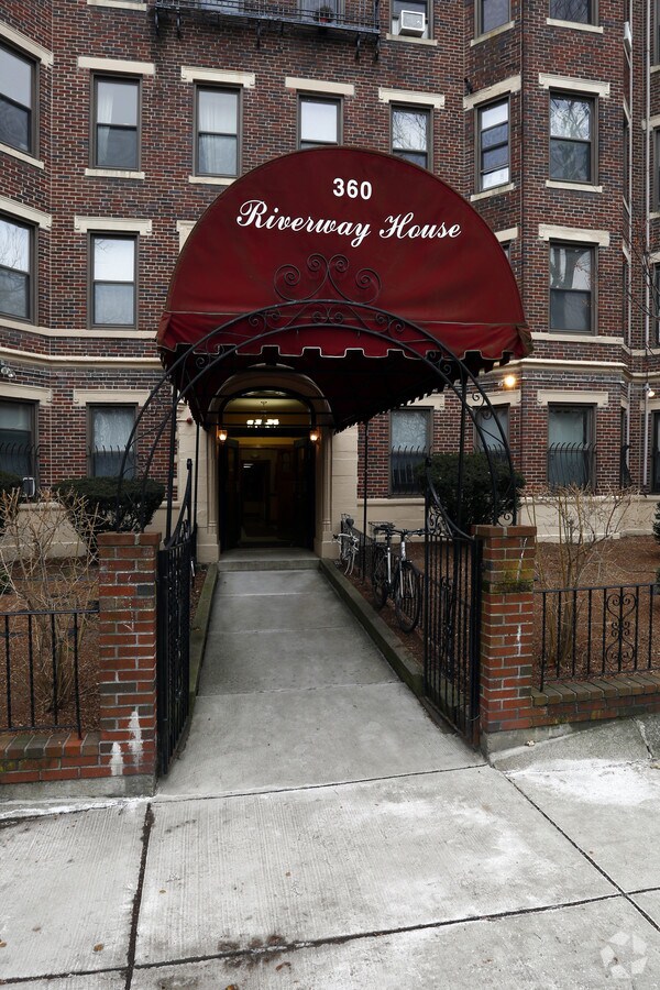 The Riverway House - The Riverway House