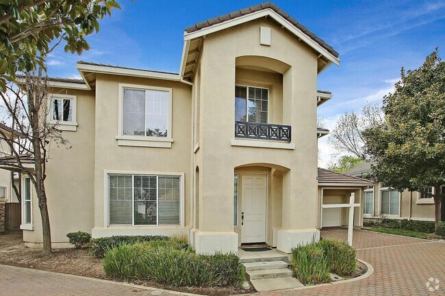 Building Photo - 5858 Hazelwood Cmn Rental