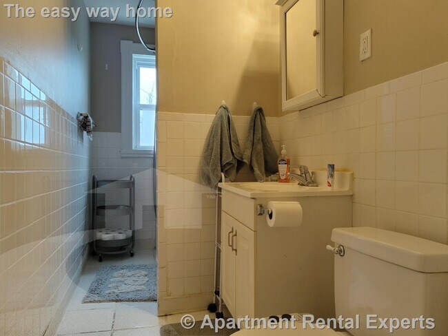 Photo - 9 Medford St Unidad #2