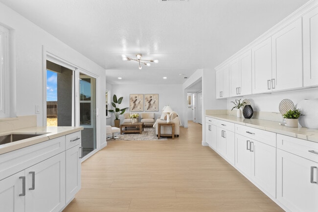 Photo - 8647 Cord Way