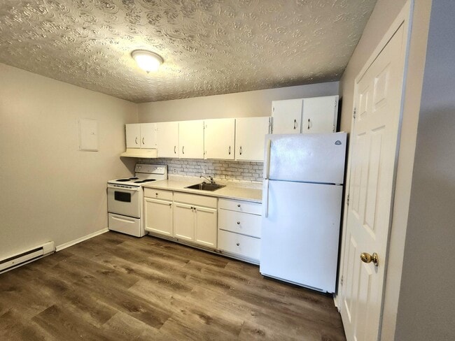 Photo - 17 Scott Ave Unit 1
