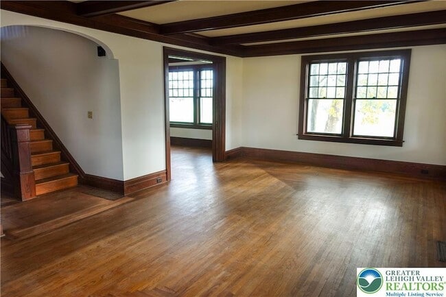 Photo - 5101 William Penn Hwy