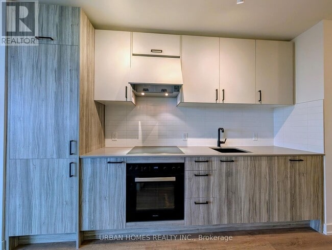 Photo - 5 Quarrington Ln Unit 1901