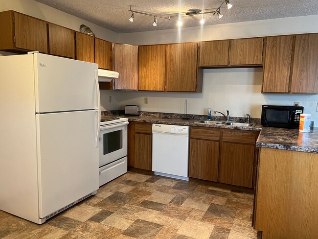 534 Ouida Way Unit 3