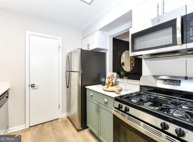 Photo - 2383 Akers Mill Rd Unidad D10