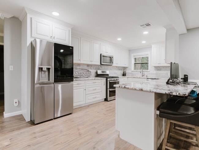 Photo - 3438 Princeton Dr