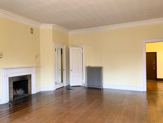 Photo - 317 Commonwealth Ave Unit 3F