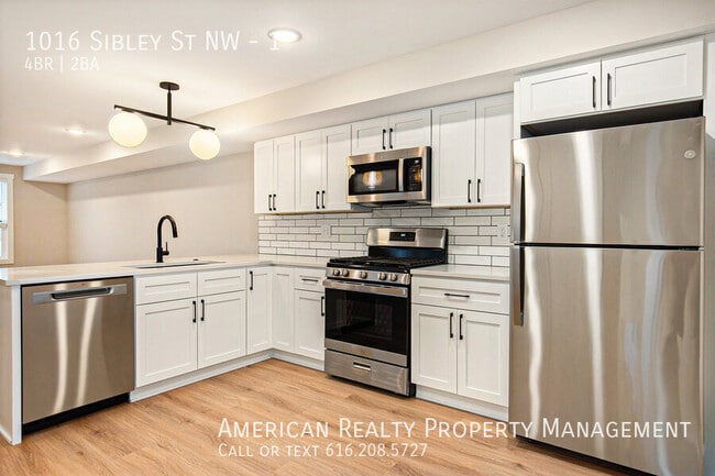 Building Photo - 1016 Sibley St NW Unit 1