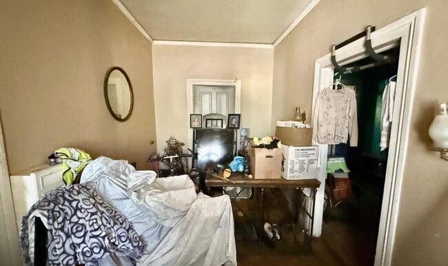 Photo - 1903 Heckle St