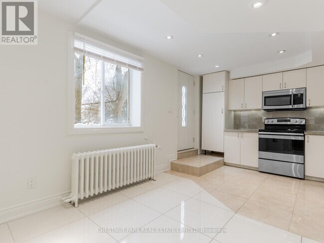 Photo - 121 Cheritan Ave