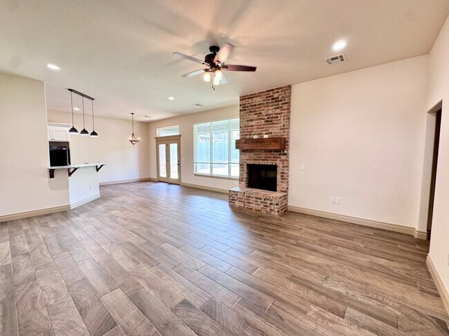 Photo - 2433 Santa Monica St