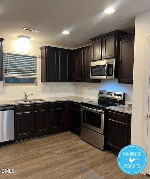 Photo - 11 Belhaven Dr