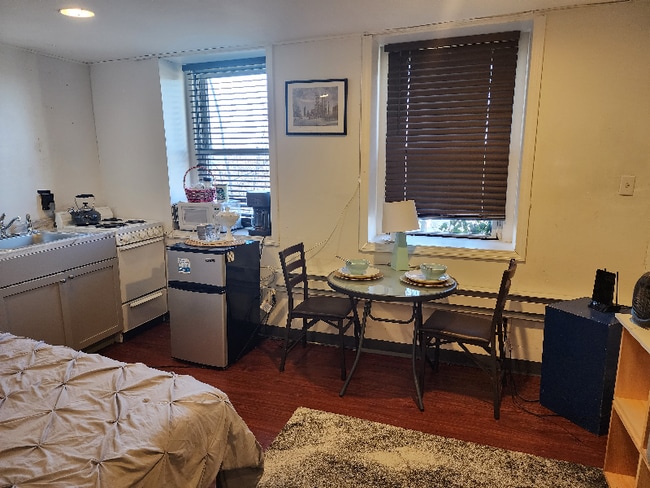 Photo - 29 Beech Glen St Unit Studio