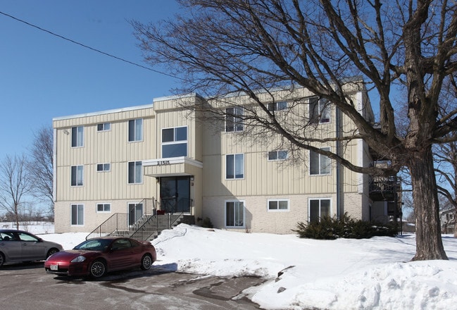 Photo - Sugar Maples Apartments