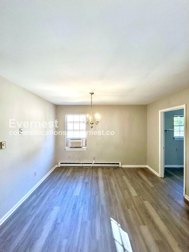 Photo - 4609 Hillbrook Ave