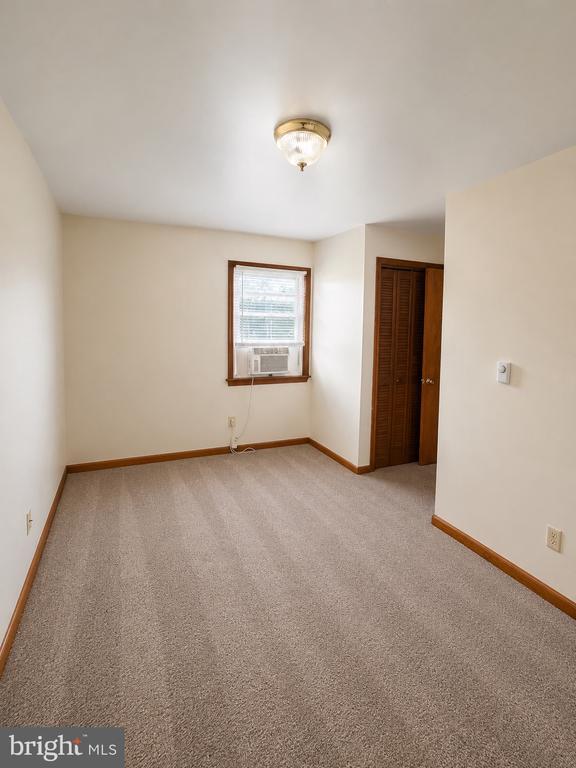 Photo - 403 Market Ave