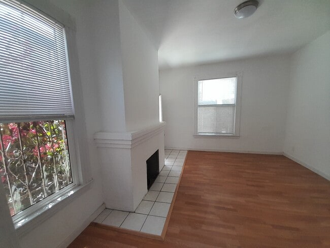 Building Photo - 2644 Orchard Ave Rental