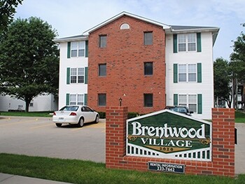 Brentwood Village - Brentwood Village Apartments