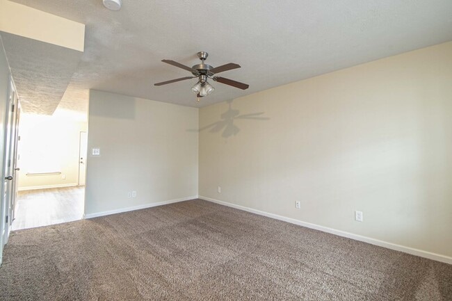 Photo - 916- A Charlotte Street