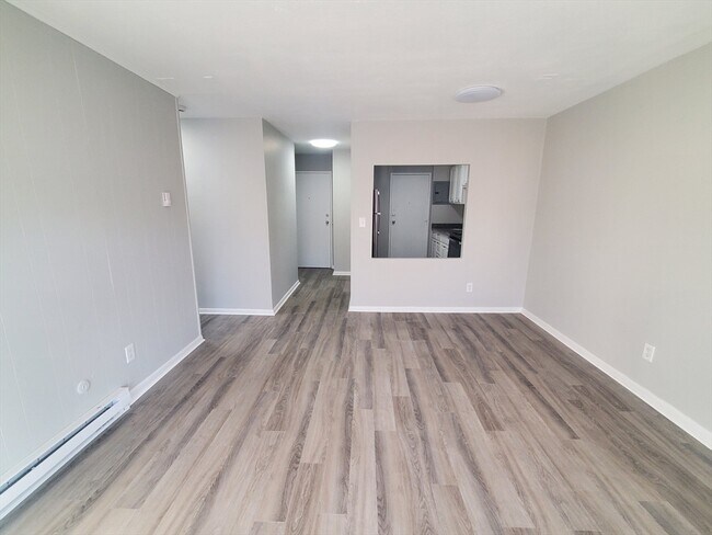 Photo - 760 Cummins Hwy Unidad 18