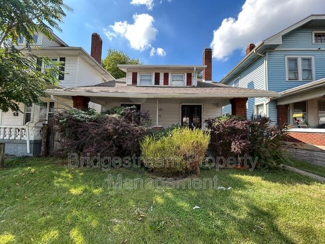 Building Photo - 51 S Sperling Ave