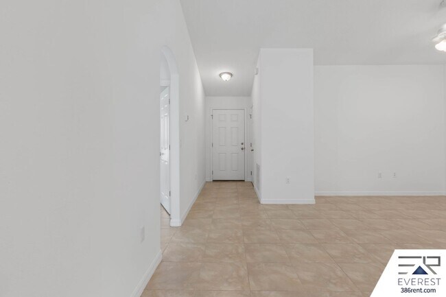 Photo - LIKE NEW 3/2/1 TOWNHOUSE IN BEAUTIFUL SEMINOLE WOODS