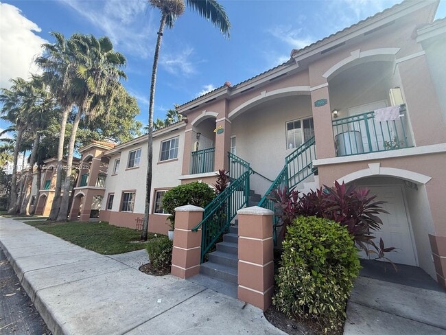 Photo - 2911 SE 13th Rd Unit 202-40