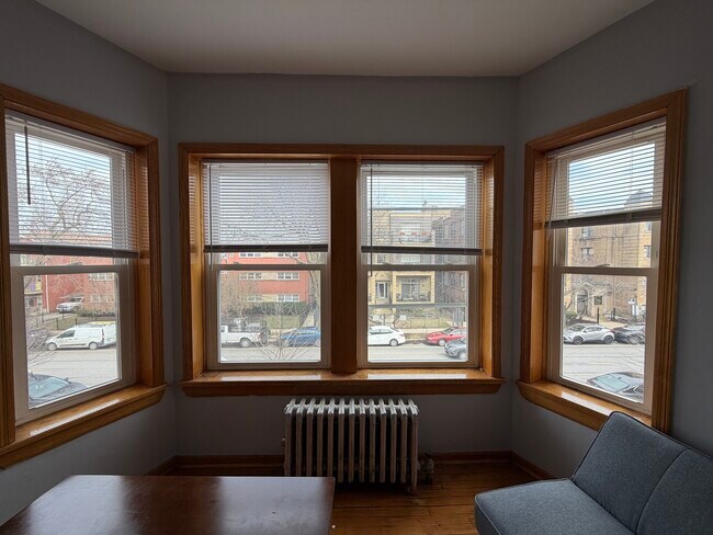 Photo - 6956 N Ashland Ave Unidad 302