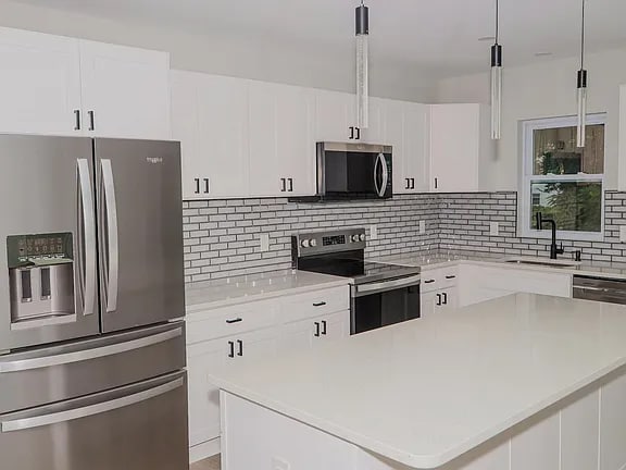 Photo - 8906 Chestnut Ave