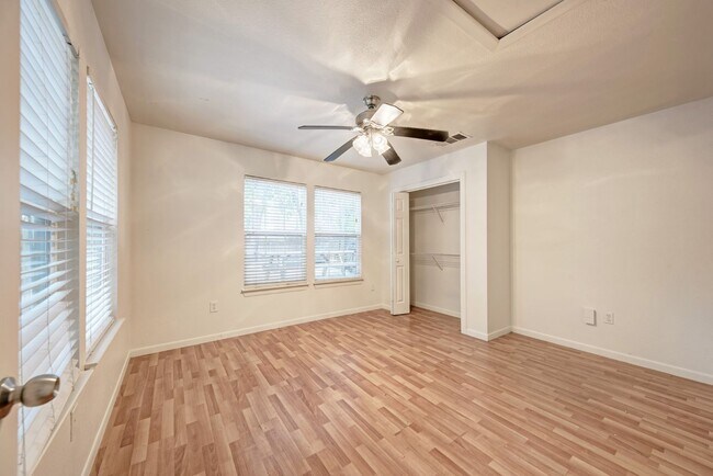 Photo - 3106 King St Unit entire House