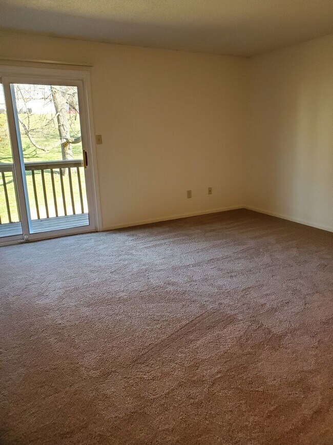 Photo - Heatherbrook