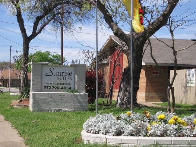 Photo - Sunrise Suites