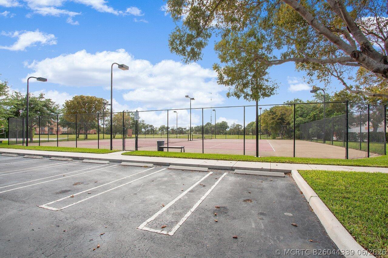 Photo - 2016 Alta Meadows Ln