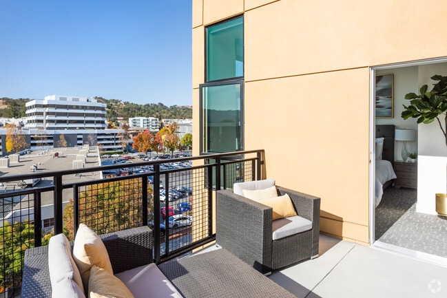 1BR,1BA-Plan E - 1716 Lofts