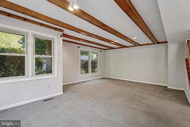 Building Photo - 82 Bunker Hill Ct