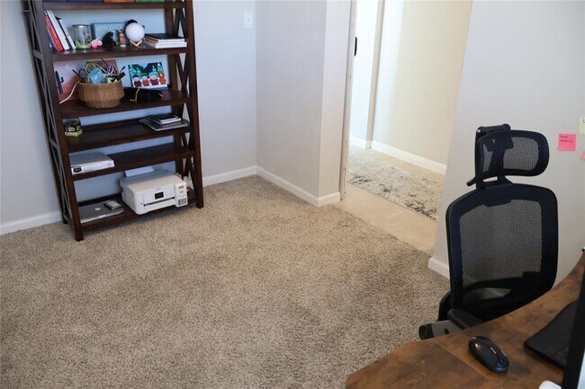 Photo - 11500 Maple Leaf Way