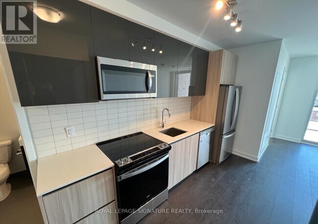 Photo - 3100 Keele St Unit 629