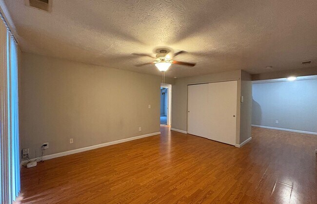 Photo - 525 Lowell Ave Unit 525-03