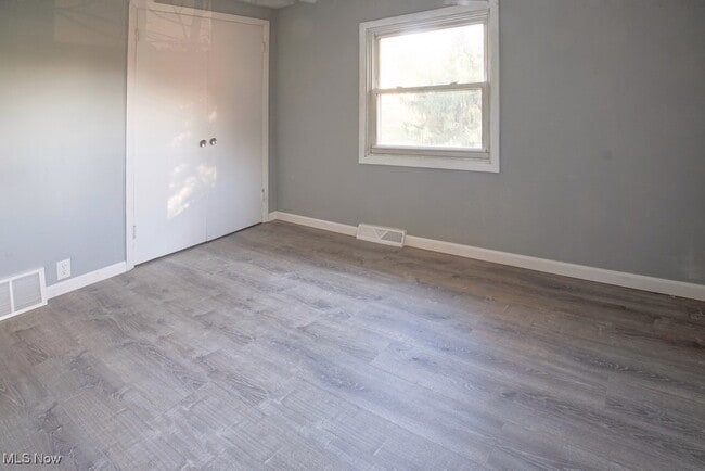 Photo - 1399 Barlow Rd Unit 1