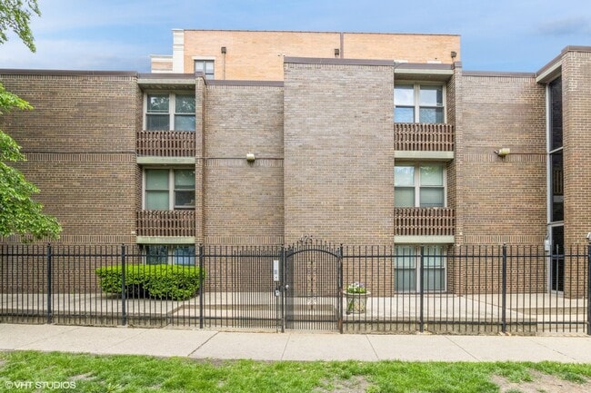 Photo - 425 South Blvd Condo Unit 1W